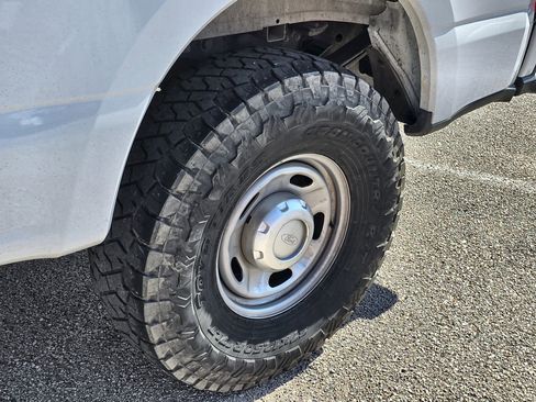 Certified 2024 Ford F250 XL w/ XL Off-Road Package image 10