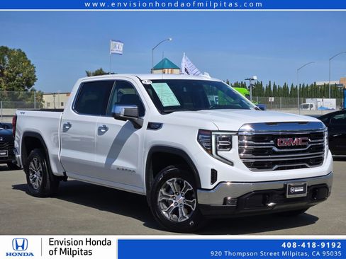 Used 2025 GMC Sierra 1500 SLT AWD/4WD image 1