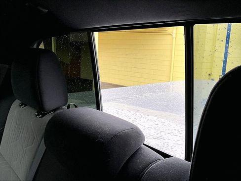 Used 2021 Toyota Tacoma TRD Off-Road w/ Technology Package image 36