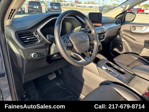 Used 2020 Ford Escape SEL image 22