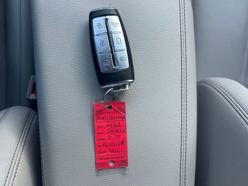 Used 2023 Genesis G70 2.0T image 55