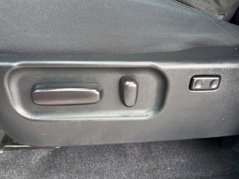 Used 2022 Toyota Tacoma 4x4 Double Cab image 36