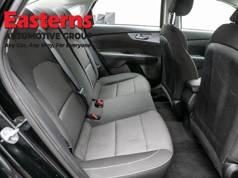 Used 2023 Kia Forte LXS w/ LXS Technology Package FWD image 23