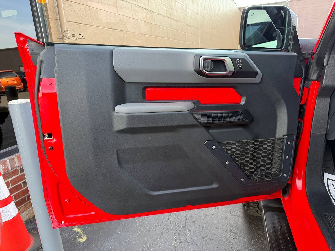 Used 2023 Ford Bronco Big Bend w/ Sasquatch Package AWD/4WD image 21
