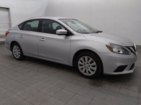Used 2019 Nissan Sentra S FWD image 11