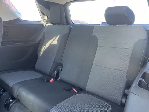 Used 2019 Chevrolet Traverse LT image 14