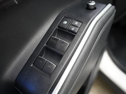 Used 2021 Toyota Highlander Platinum AWD/4WD image 28