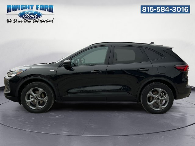 Certified 2025 Ford Escape ST-Line AWD/4WD image 2