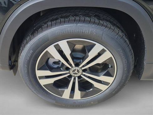 New 2026 Mercedes-Benz GLB 250 image 9