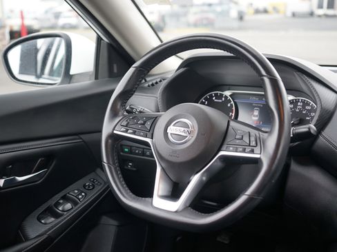 Used 2021 Nissan Sentra SV image 22