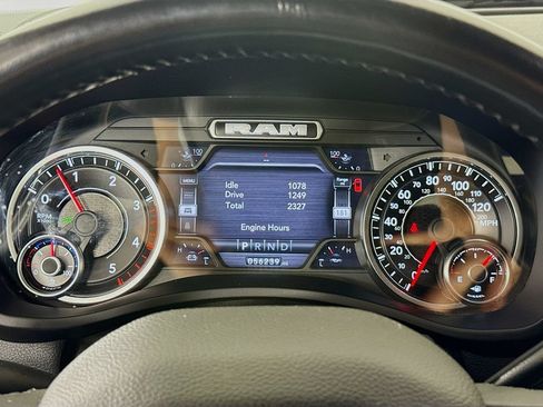 Used 2022 RAM 2500 Laramie AWD/4WD image 13