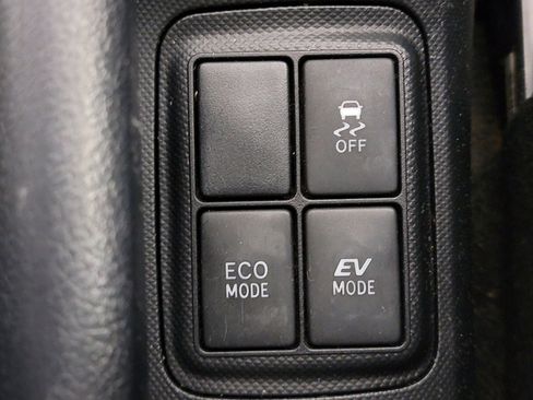 Used 2016 Toyota Prius C Persona Series image 22