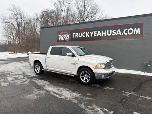 Used 2015 RAM 1500 Laramie w/ Convenience Group image 2