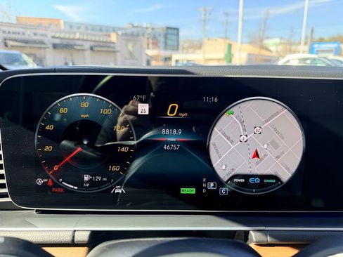 Used 2021 Mercedes-Benz GLS 450 4MATIC image 30