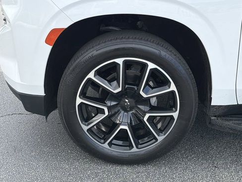 Used 2022 Chevrolet Tahoe RST w/ Sport Performance Package AWD/4WD image 31