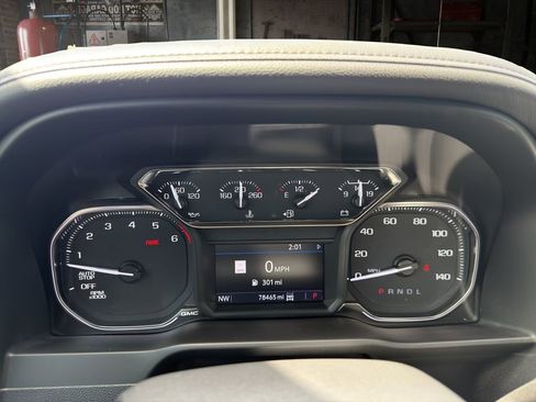 Certified 2021 GMC Sierra 1500 AT4 w/ AT4 Preferred Package AWD/4WD image 16
