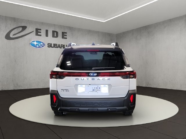 Used 2026 Subaru Outback Premium AWD/4WD image 13