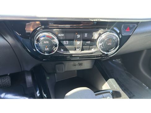 New 2026 Chevrolet Trax LT w/ Driver Confidence Package FWD image 16