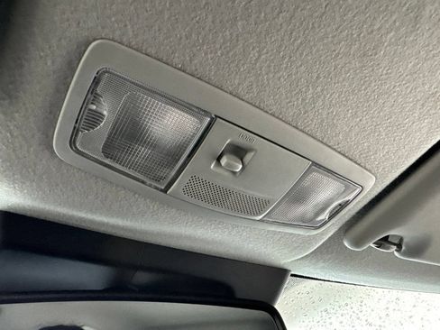 Used 2025 Mitsubishi Outlander Sport ES AWD/4WD image 30