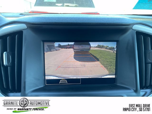 Used 2024 GMC Terrain SLE AWD/4WD image 21