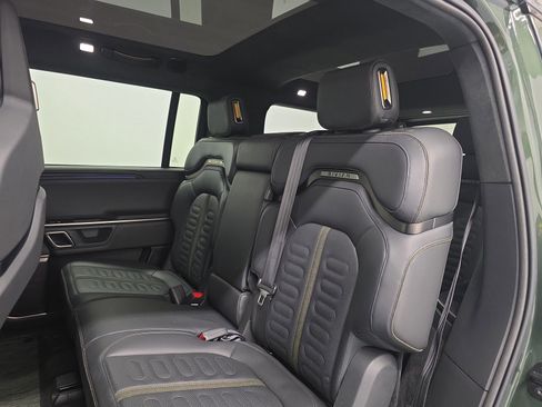Used 2024 Rivian R1S Adventure AWD/4WD image 21