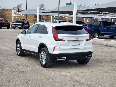Certified 2024 Cadillac XT4 Premium Luxury w/ Cold Weather Package image 5