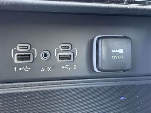 New 2025 Jeep Grand Cherokee Laredo w/ Luxury Tech Group I image 6