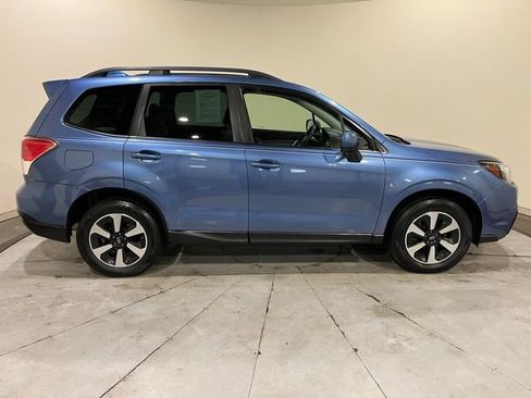 Used 2018 Subaru Forester 2.5i Premium w/ All-Weather Package AWD/4WD image 13