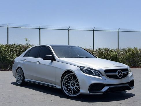 Used 2014 Mercedes-Benz E 350 Sedan image 5