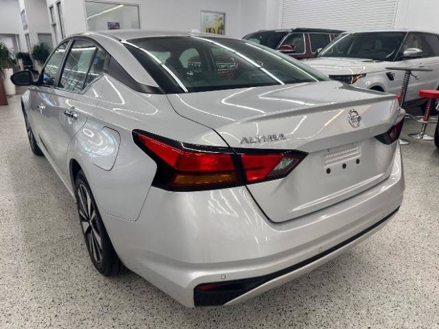 Used 2021 Nissan Altima 2.5 SV FWD image 5