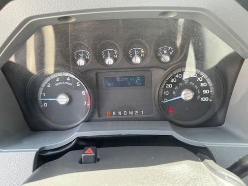 Used 2016 Ford F250 XL w/ Power Equipment Group AWD/4WD image 30