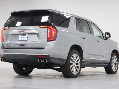 Used 2023 GMC Yukon Denali AWD/4WD image 15
