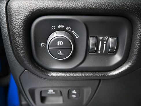 Used 2022 RAM 1500 Laramie image 33