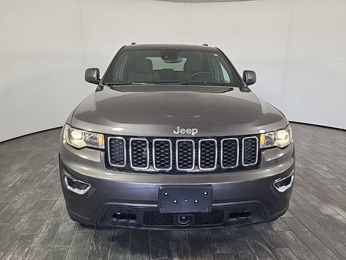 Used 2021 Jeep Grand Cherokee Laredo w/ Protech Group image 2