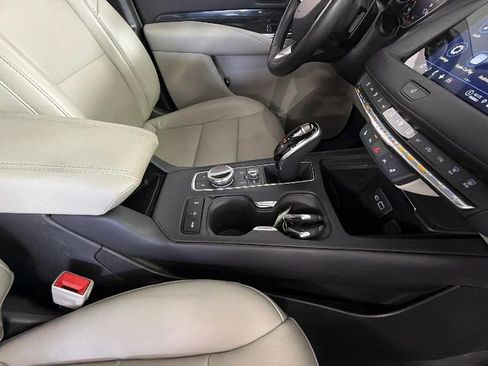 Certified 2023 Cadillac XT4 Premium Luxury w/ Cold Weather Package FWD image 33