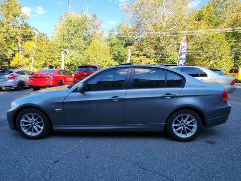 Used 2010 BMW 328i xDrive Sedan image 4