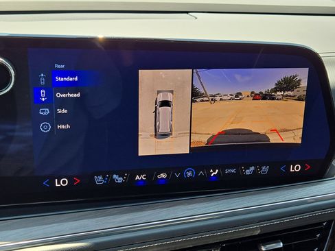 Used 2025 Chevrolet Tahoe Premier RWD image 18