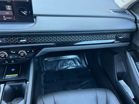 Used 2024 Honda Accord Touring image 29