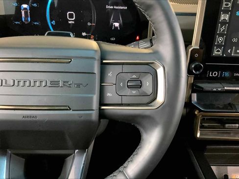 Used 2024 GMC Hummer EV 3X image 24