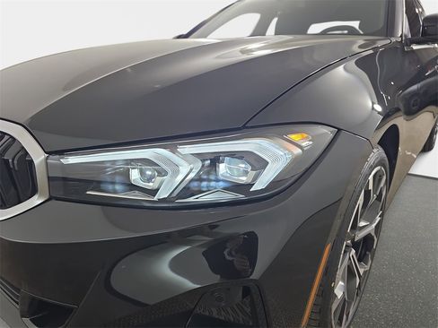 New 2026 BMW 330i xDrive Sedan w/ Premium Package image 33