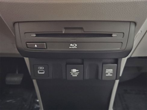 Certified 2023 Honda Odyssey Elite image 44