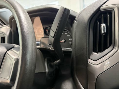 Used 2024 Chevrolet Silverado 2500 Custom w/ Custom Value Package image 24