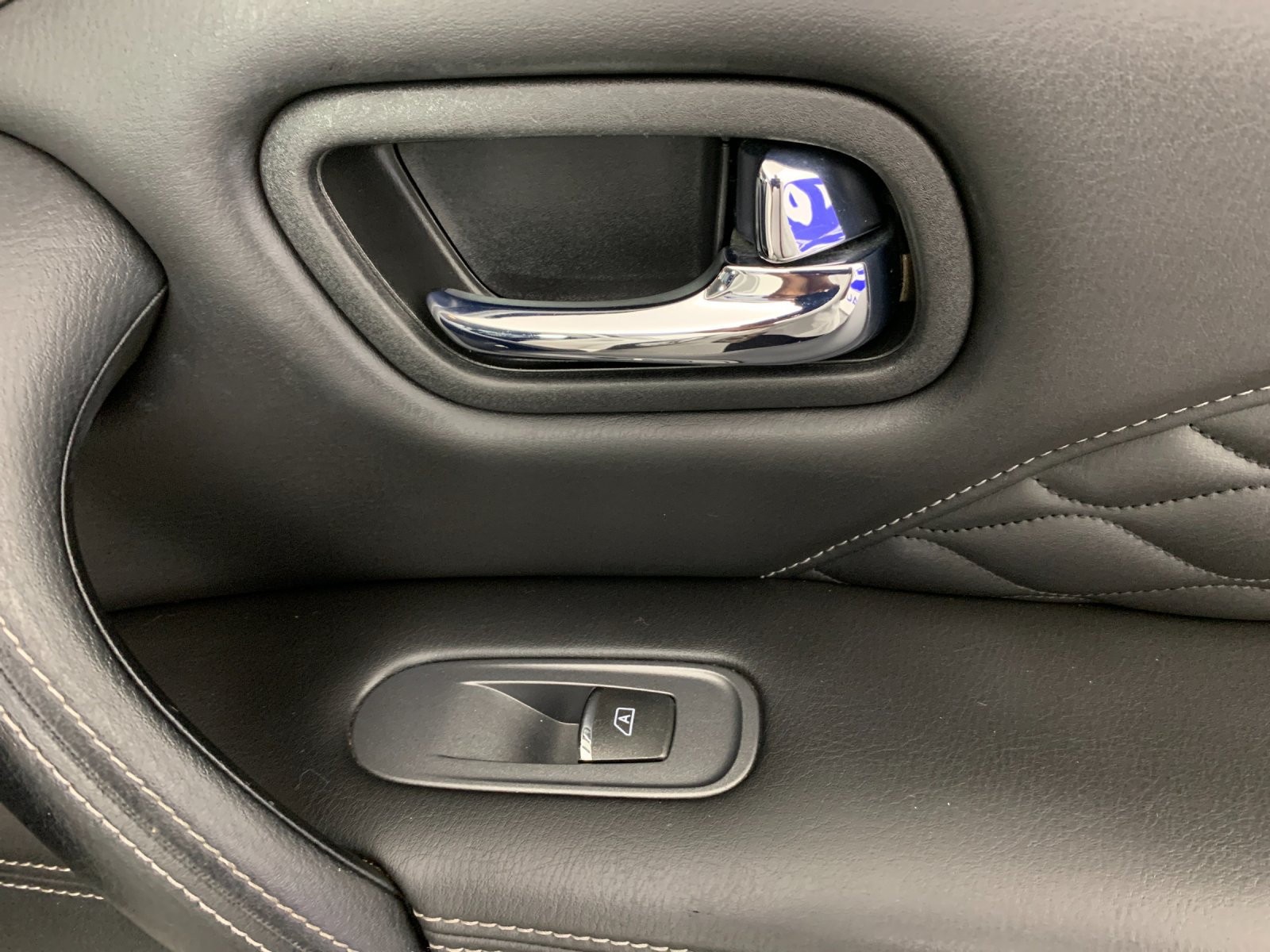 Used 2018 INFINITI QX80 4WD w/ Deluxe Technology Package image 35