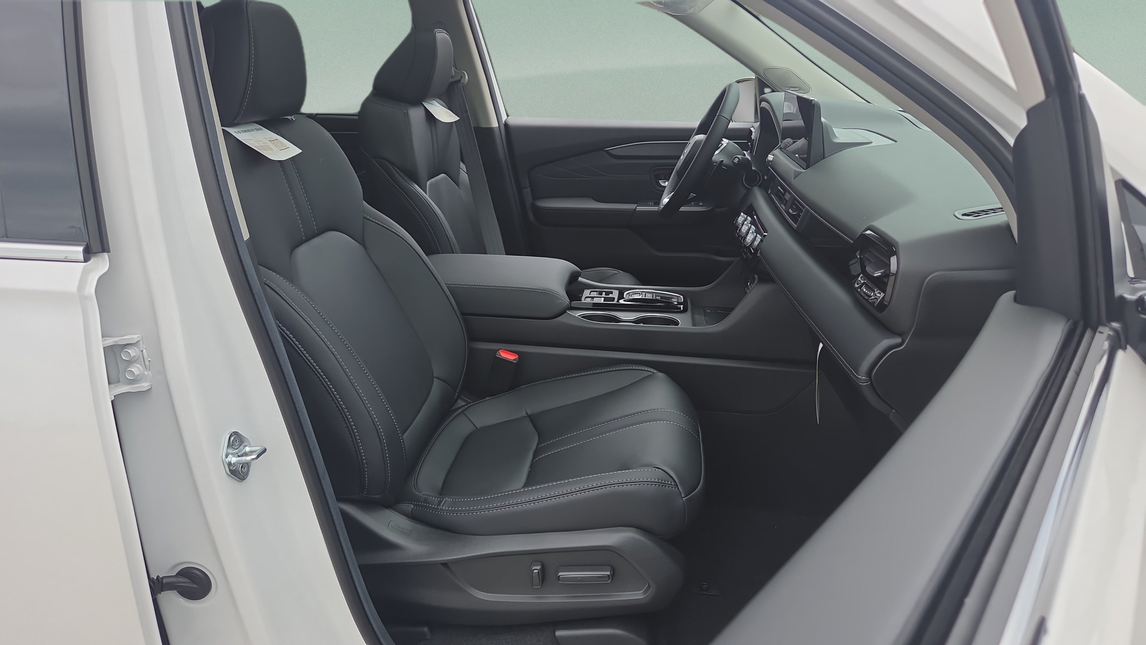 New 2026 Honda Pilot Touring image 17