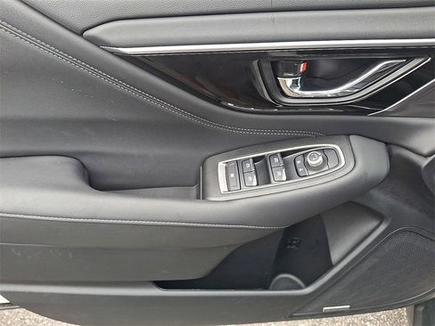 Certified 2025 Subaru Outback Limited XT image 13