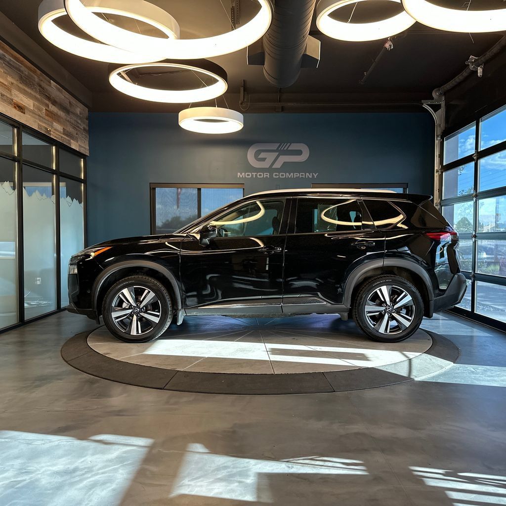 Used 2023 Nissan Rogue SL w/ SL Premium Package AWD/4WD image 6