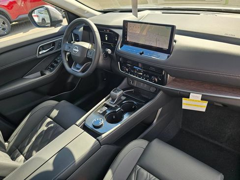 New 2026 Nissan Rogue Platinum w/ Platinum Premium Package AWD/4WD image 29