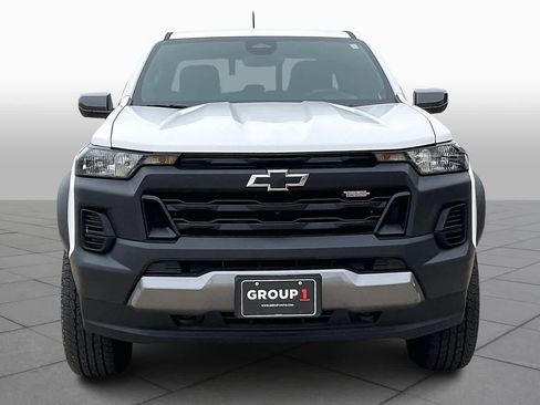 Used 2025 Chevrolet Colorado Trail Boss image 5