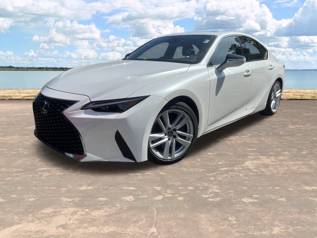 Used 2023 Lexus IS 300 w/ Comfort Package RWD image 5