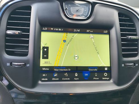 Used 2021 Chrysler 300 S image 20